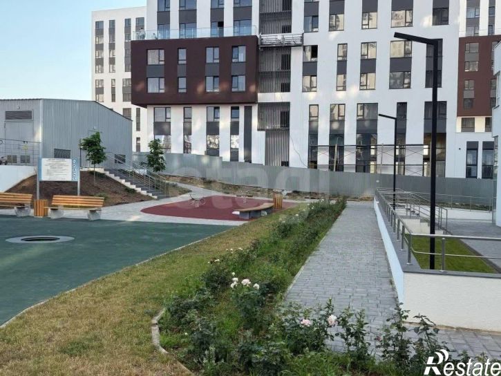 2-комн квартира пр-кт Александра Суворова, 97,  д. 97
