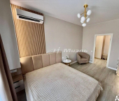 1-комн, 38кв м, этаж 10/16 пр-кт Александра Суворова, 43