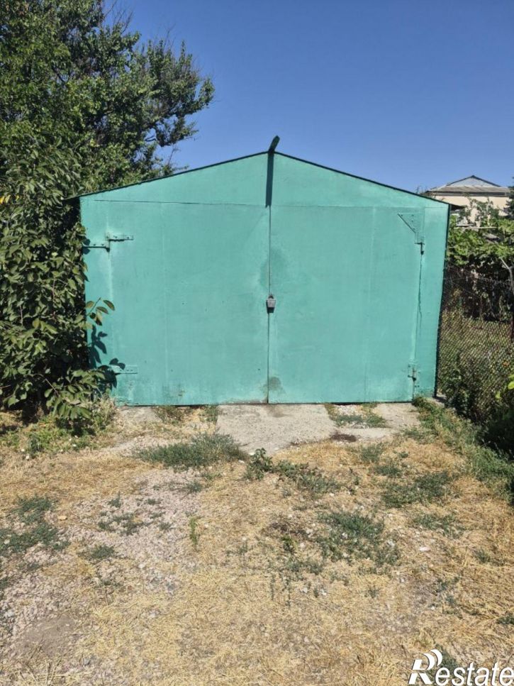 Гараж/парковка пр-кт Кирова, 15А,  д. 15А