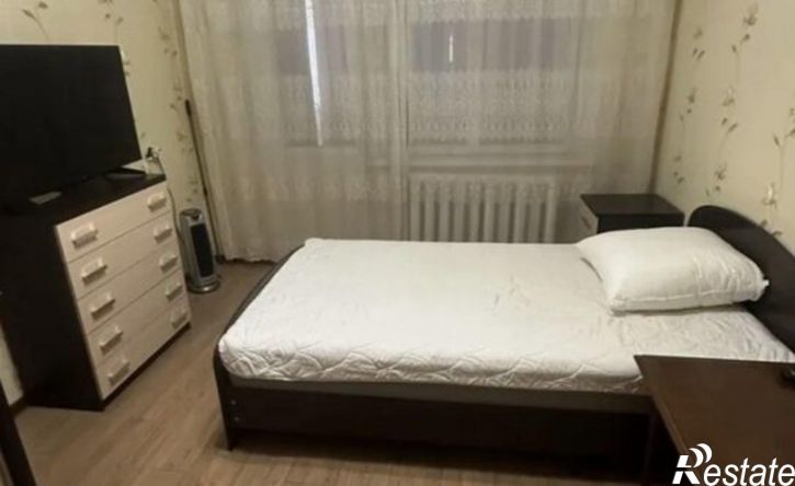 3-комн квартира ул Залесская, 83,  д. 83