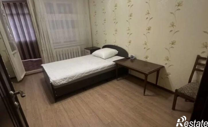 3-комн квартира ул Залесская, 83,  д. 83