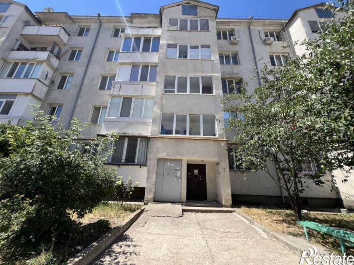 3-комн квартира ул Янтарная, 5,  д. 5