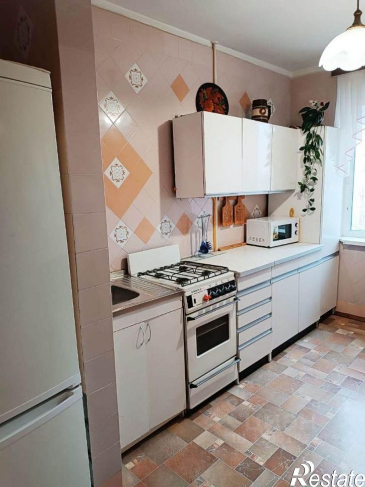 3-комн квартира ул Героев Сталинграда, 11,  д. 11