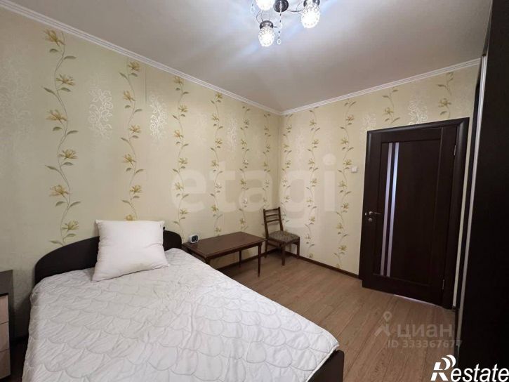 3-комн квартира ул Залесская, 42,  д. 42