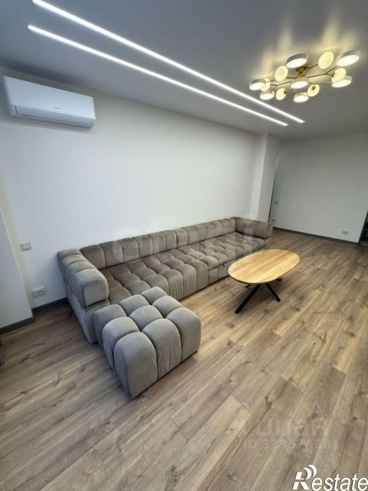 3-комн квартира ул Дзюбанова, 33,  д. 33