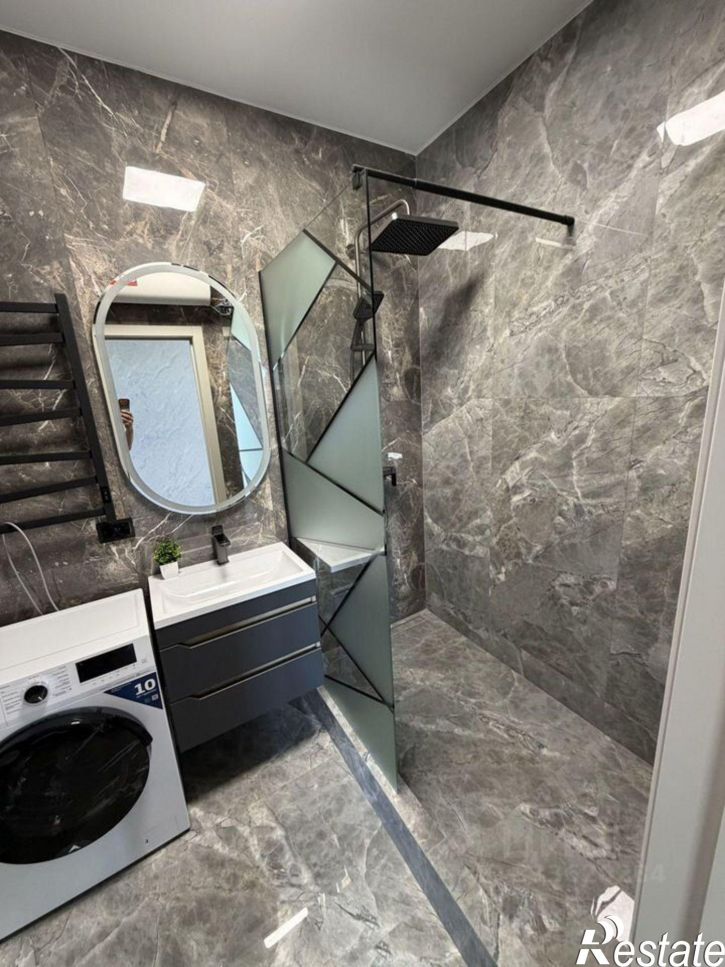 2-комн квартира Проспект Александра Суворова, 17 к1,  д. 17 к1