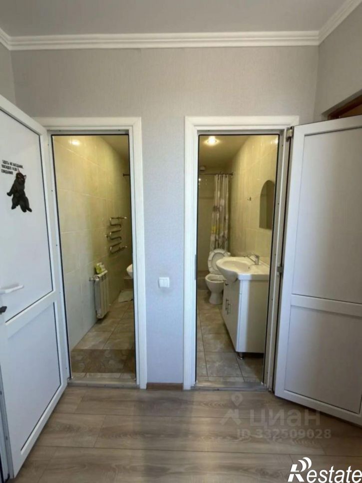 3-комн квартира Екатерининская улица, 32,  д. 32
