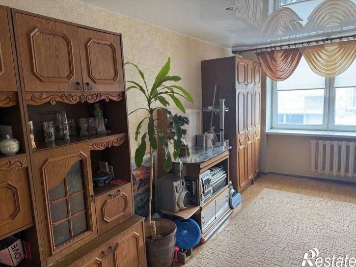 3-комн квартира проспект Победы, 12,  д. 12