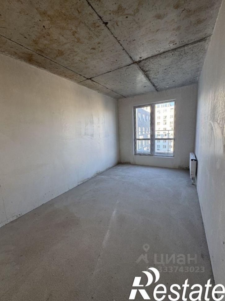 3-комн квартира Проспект Александра Суворова, 17 к1,  д. 17 к1
