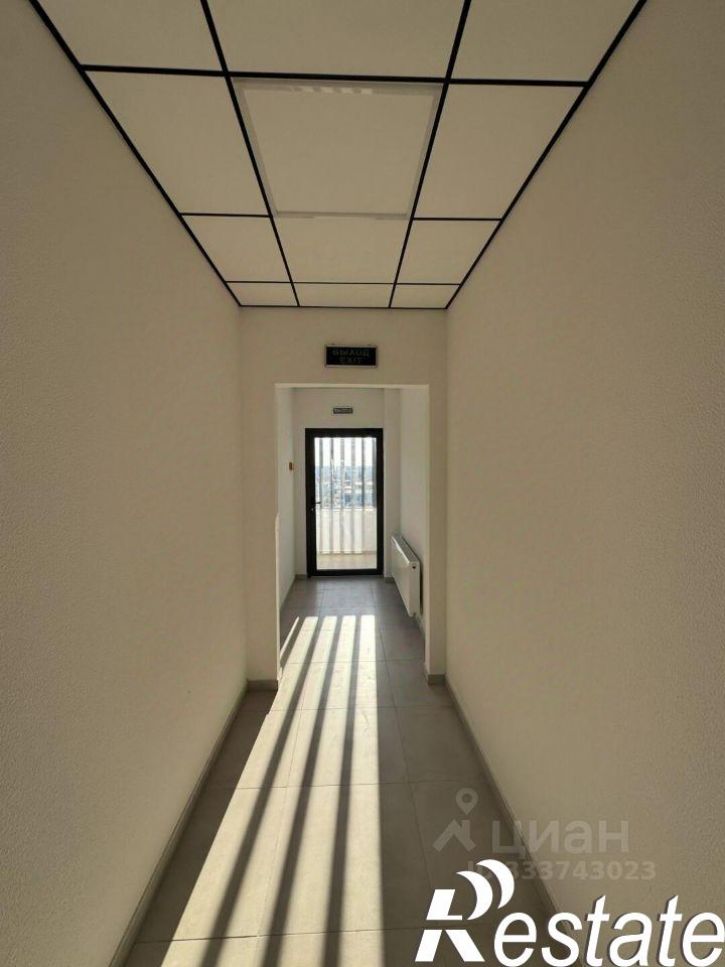 3-комн квартира Проспект Александра Суворова, 17 к1,  д. 17 к1
