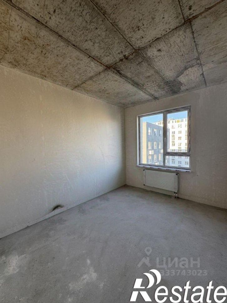 3-комн квартира Проспект Александра Суворова, 17 к1,  д. 17 к1