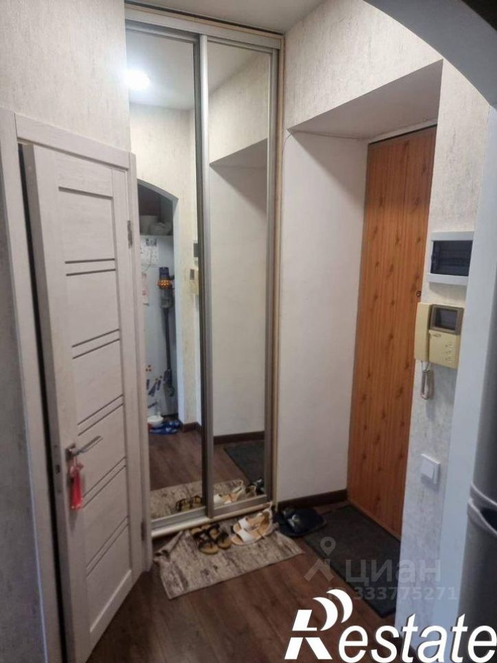 2-комн квартира улица Желябова, 37/7,  д. 37/7