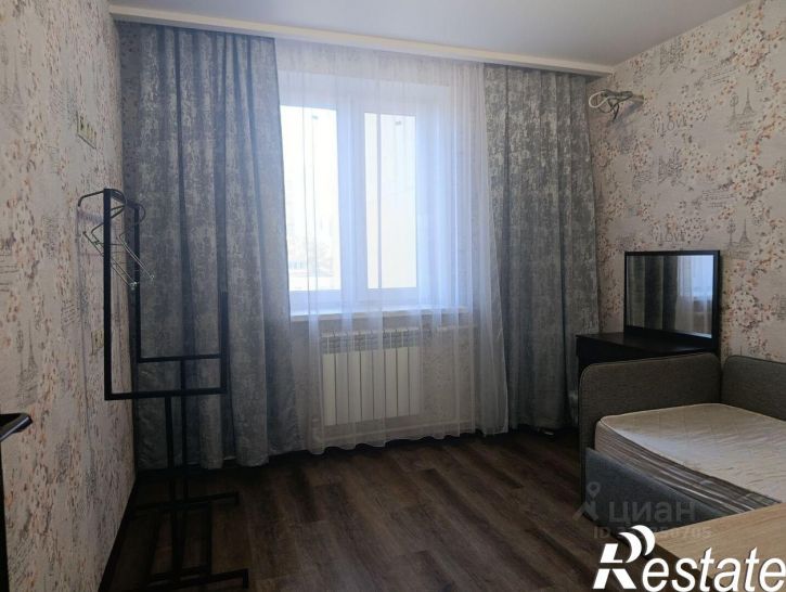 3-комн квартира улица Тренёва, 8,  д. 8