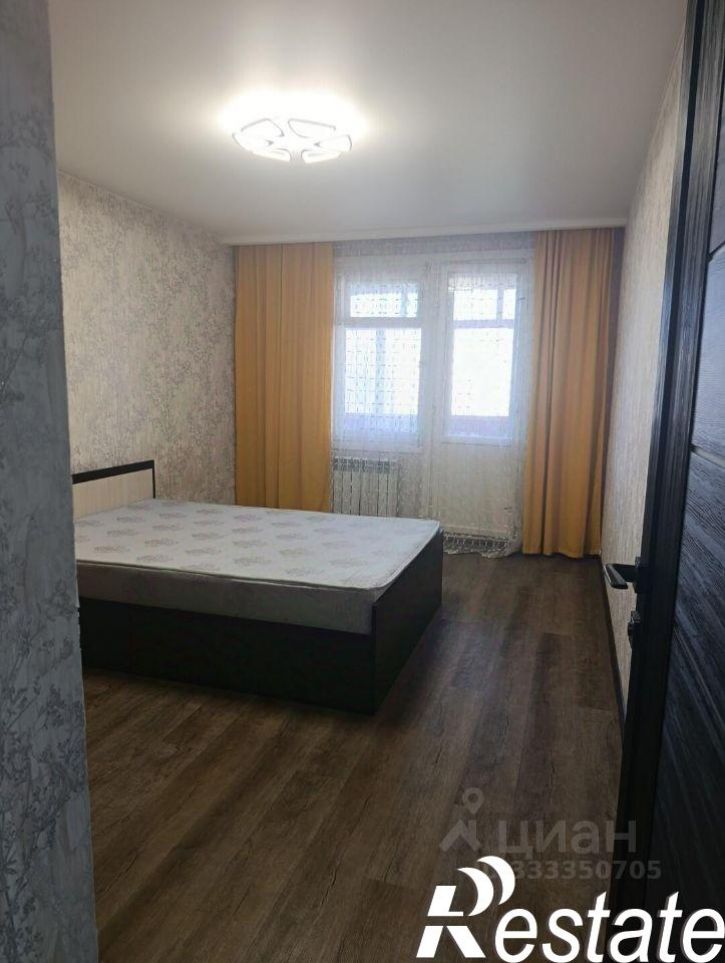 3-комн квартира улица Тренёва, 8,  д. 8