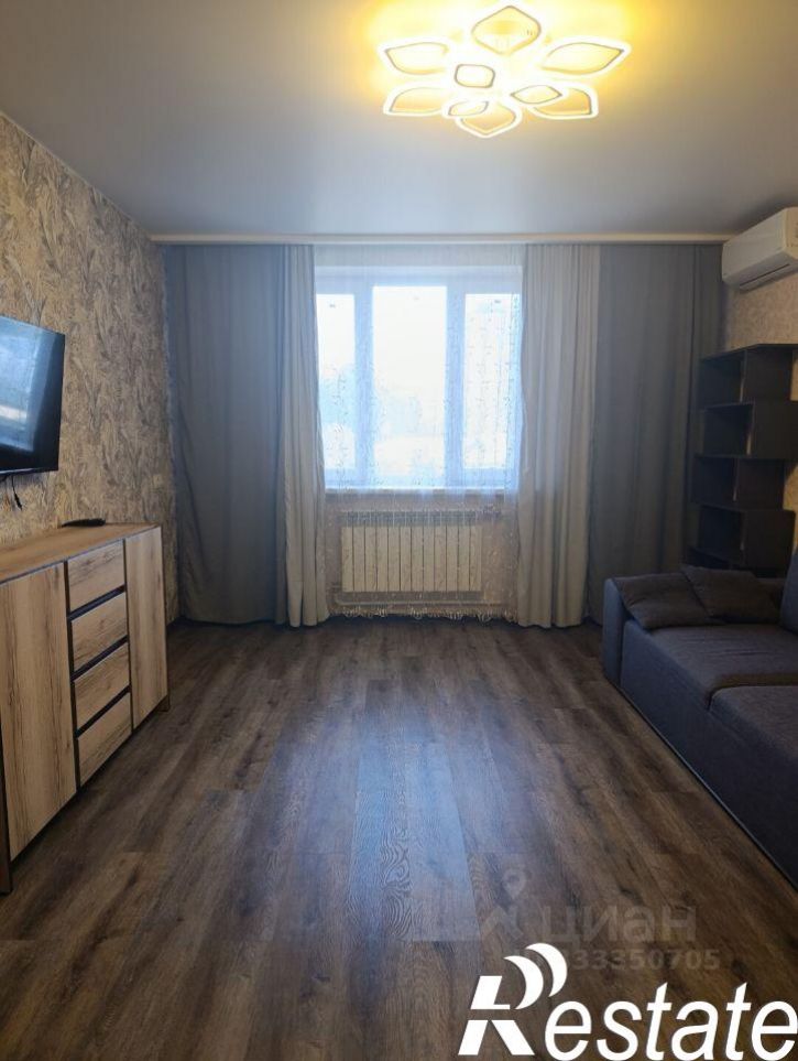 3-комн квартира улица Тренёва, 8,  д. 8