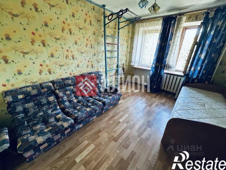 3-комн квартира улица Никанорова, 9,  д. 9