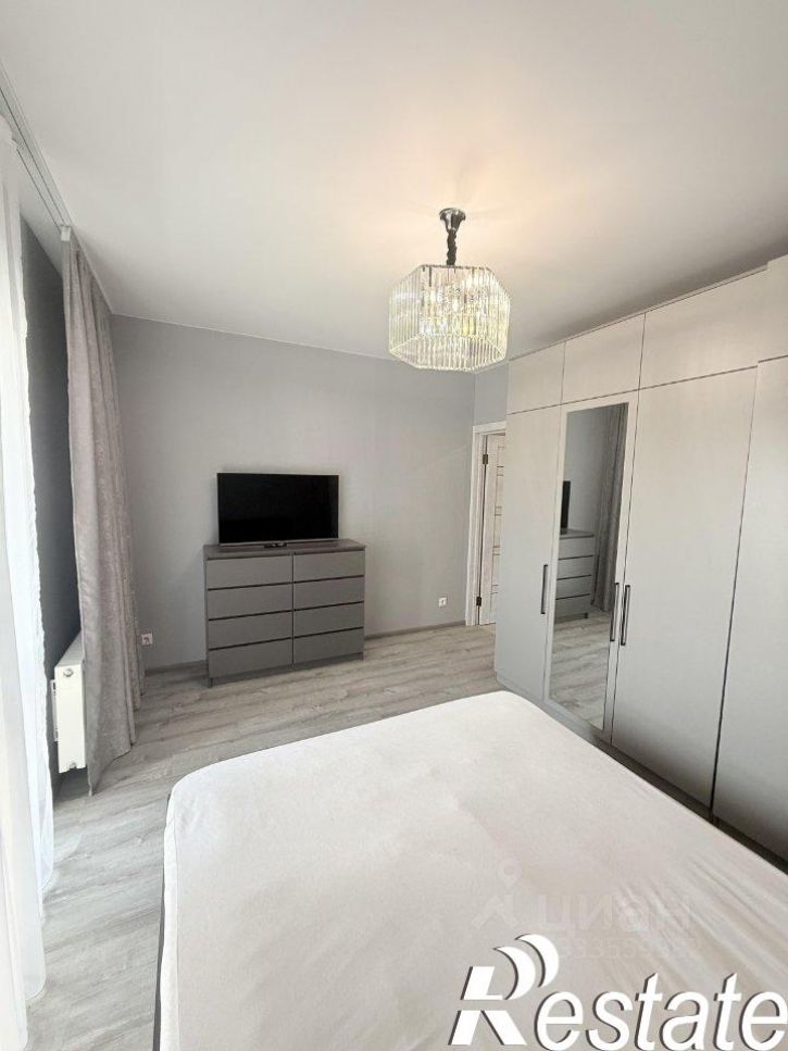 2-комн квартира Проспект Александра Суворова, 107,  д. 107