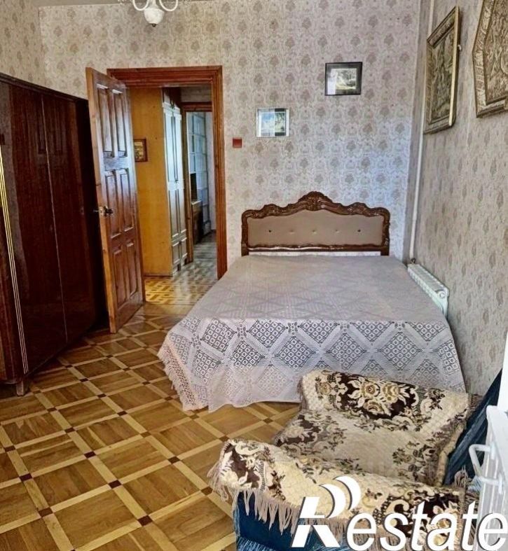 3-комн квартира Залесская улица, 70А,  д. 70А