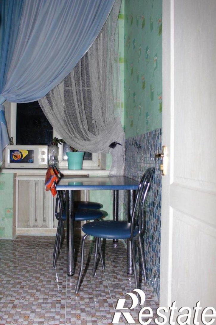 3-комн квартира улица Желябова, 21,  д. 21