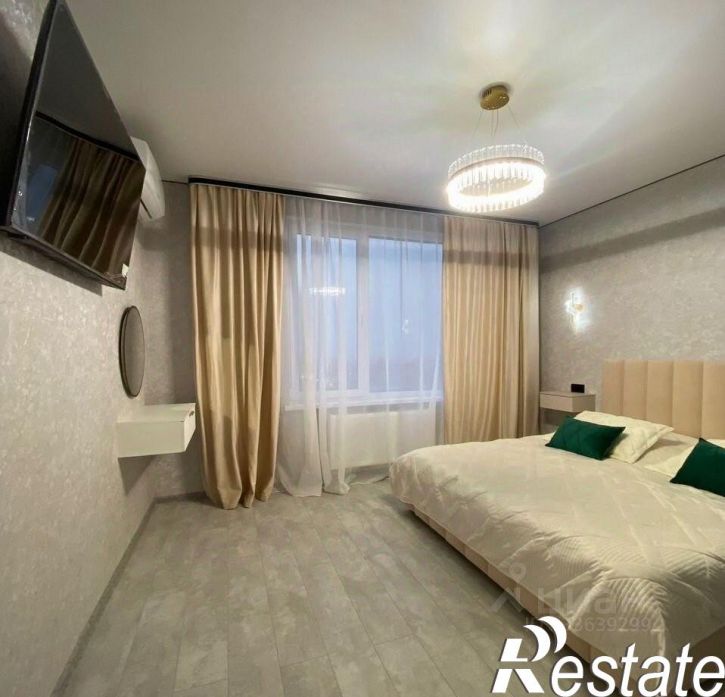 2-комн квартира Проспект Александра Суворова, 101,  д. 101