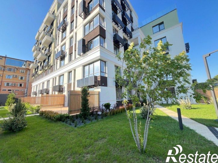 2-комн квартира Караимская улица, 52,  д. 52