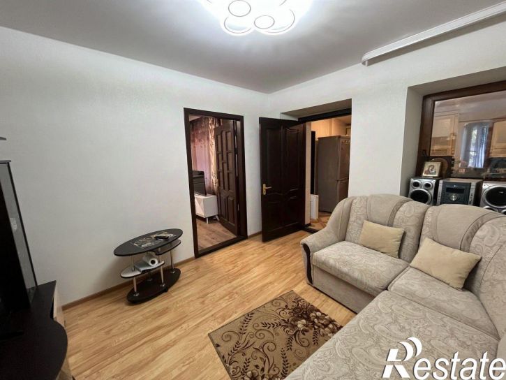 2-комн квартира Караимская улица, 56,  д. 56