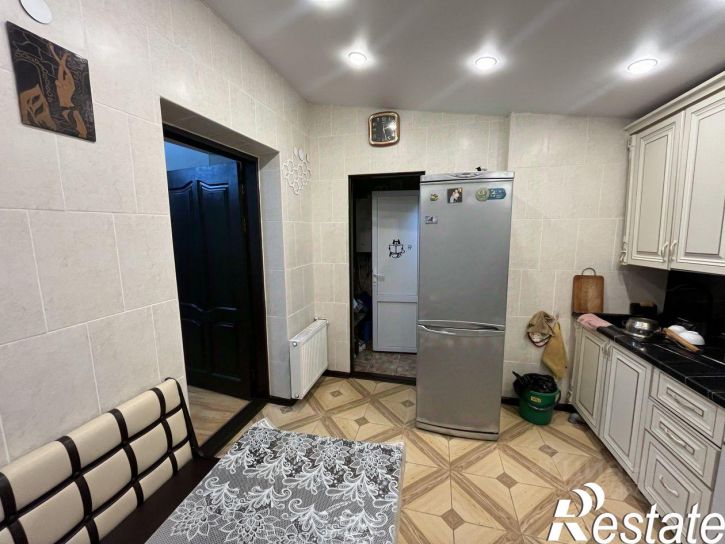 2-комн квартира Караимская улица, 56,  д. 56