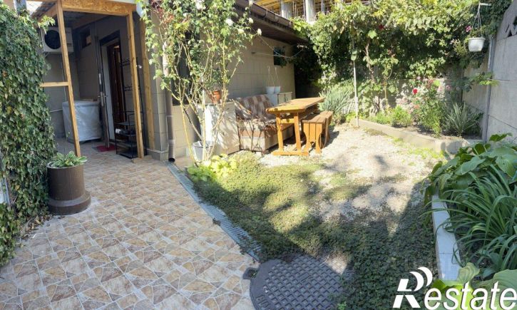 2-комн квартира Караимская улица, 56,  д. 56