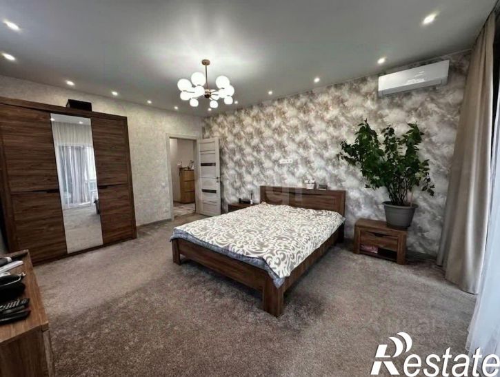3-комн квартира Проспект Александра Суворова, 101,  д. 101