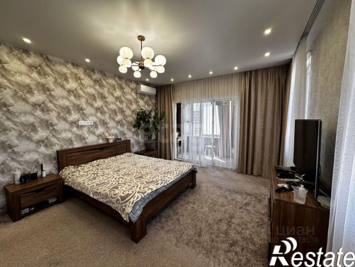 3-комн квартира Проспект Александра Суворова, 101,  д. 101