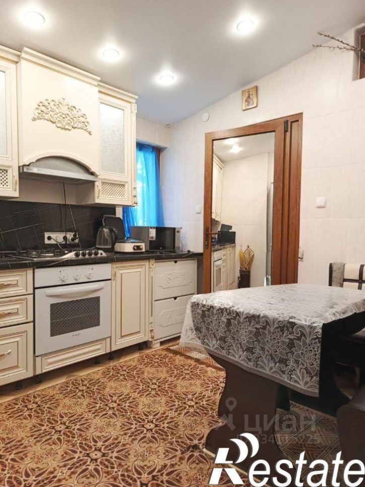 2-комн квартира Караимская улица, 56,  д. 56