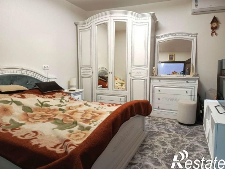 2-комн квартира Караимская улица, 56,  д. 56