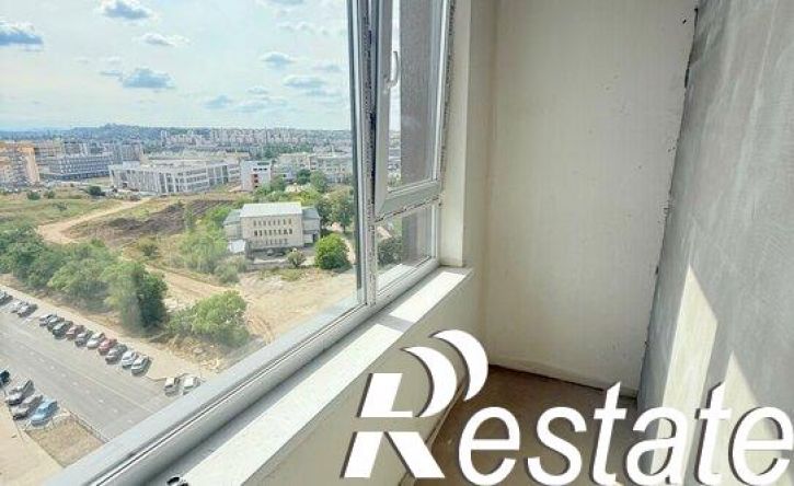3-комн квартира Проспект Александра Суворова, 17 к3,  д. 17 к3