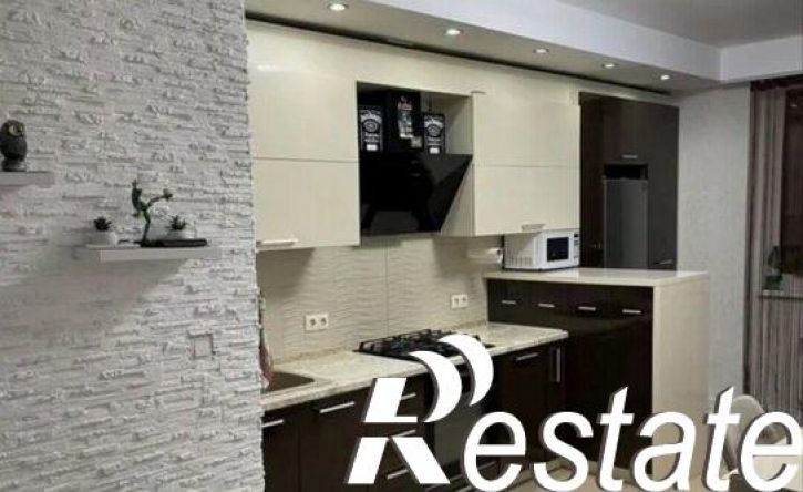 2-комн квартира Камская улица, 31,  д. 31