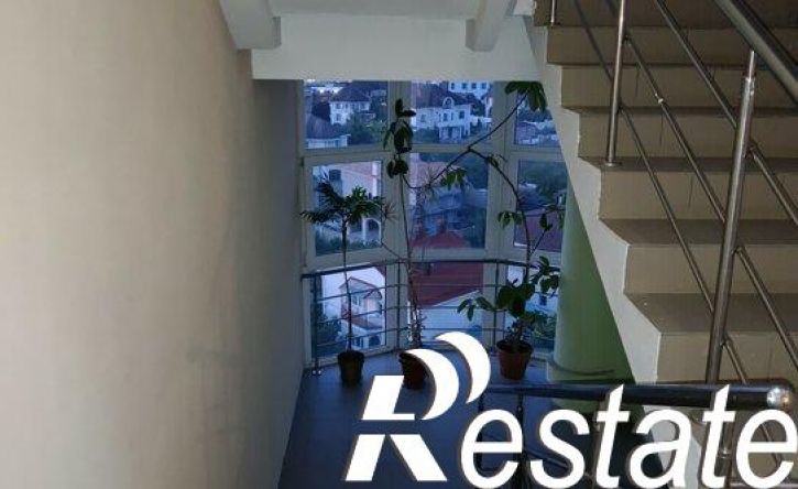 2-комн квартира Камская улица, 31,  д. 31