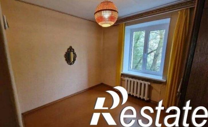 3-комн квартира улица 60 лет Октября, 4,  д. 4