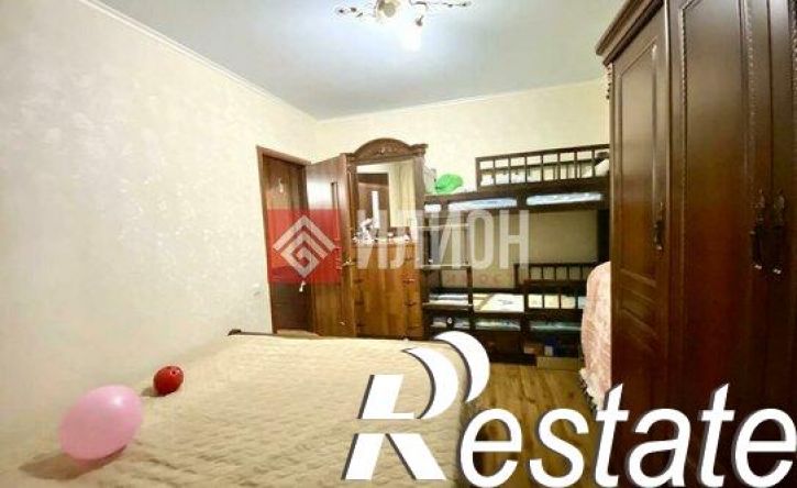 2-комн квартира улица Эмель, 10,  д. 10