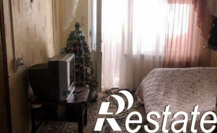 3-комн квартира улица 60 лет Октября, 25,  д. 25