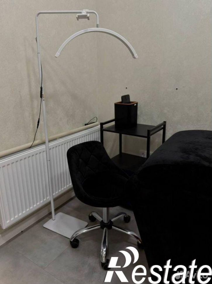 Офис Проспект Александра Суворова, 21,  д. 21