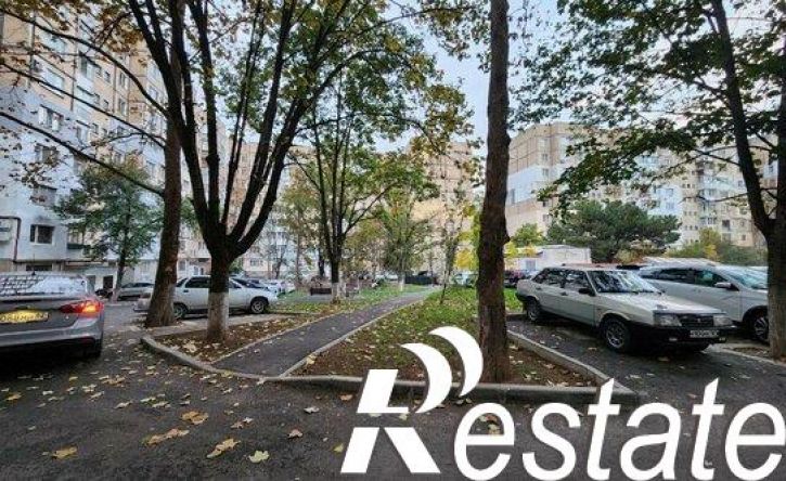 1-комн квартира улица 60 лет Октября, 28,  д. 28