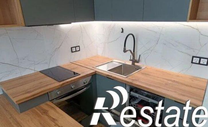 1-комн квартира Проспект Александра Суворова, 15 к10,  д. 15 к10