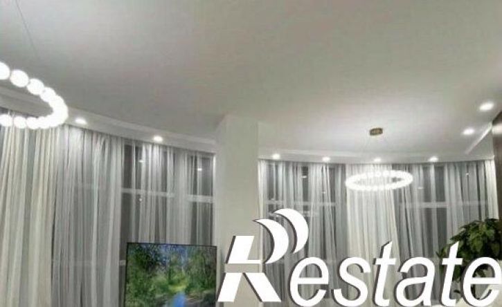 4-комн квартира улица Будённого, 33 к4,  д. 33 к4