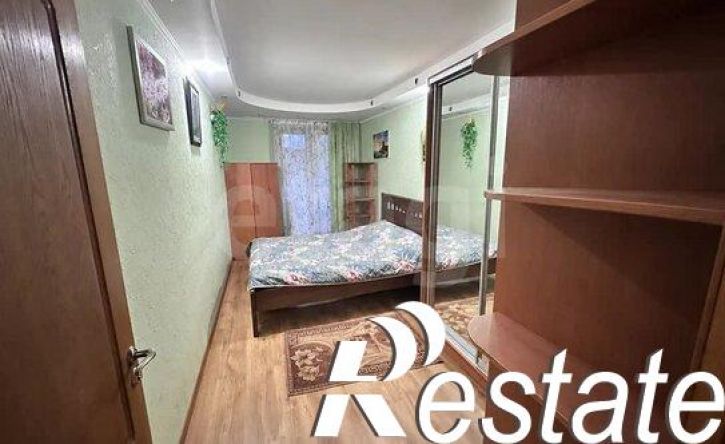 3-комн квартира улица Никанорова, 9,  д. 9