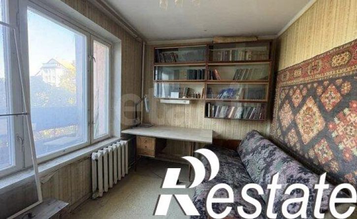 3-комн квартира улица 60 лет Октября, 3,  д. 3