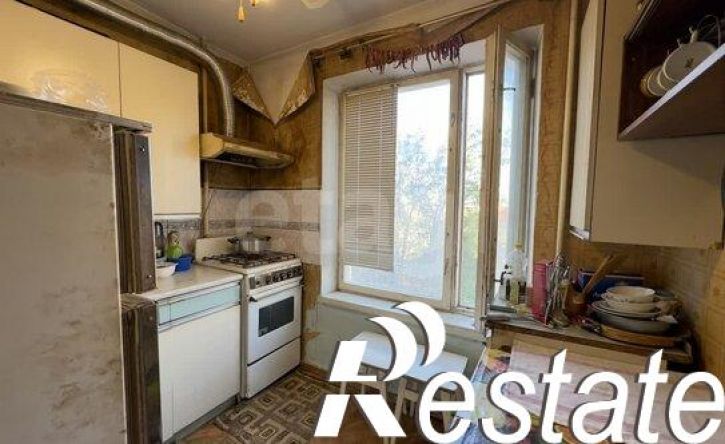 3-комн квартира улица 60 лет Октября, 3,  д. 3
