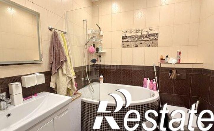 2-комн квартира Камская улица, 31,  д. 31
