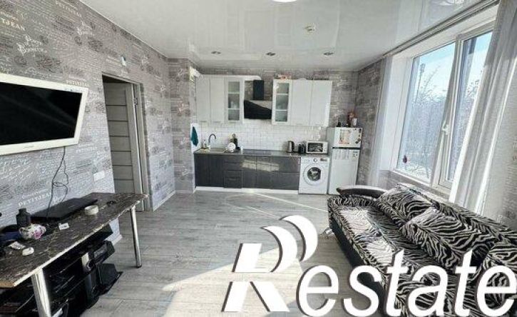 2-комн квартира улица Беспалова, 110Ж,  д. 110Ж