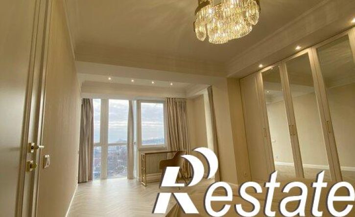 3-комн квартира проспект Победы, 36,  д. 36