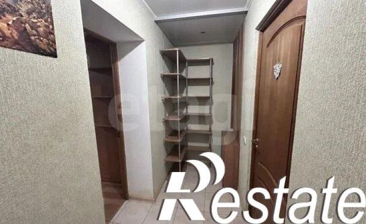 3-комн квартира улица Никанорова, 9,  д. 9